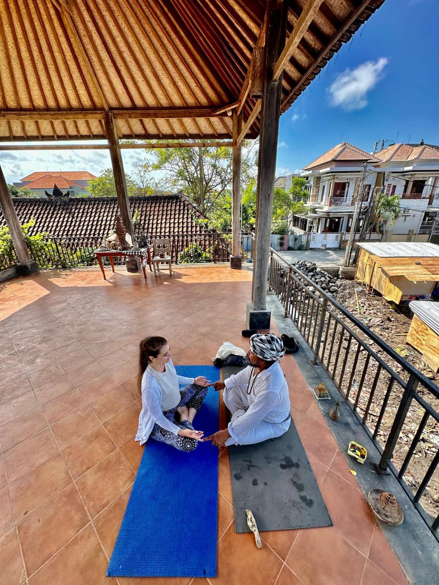 Bali Telaga Hati Yoga Healing And Retreat Center Hostel サヌール エクステリア 写真