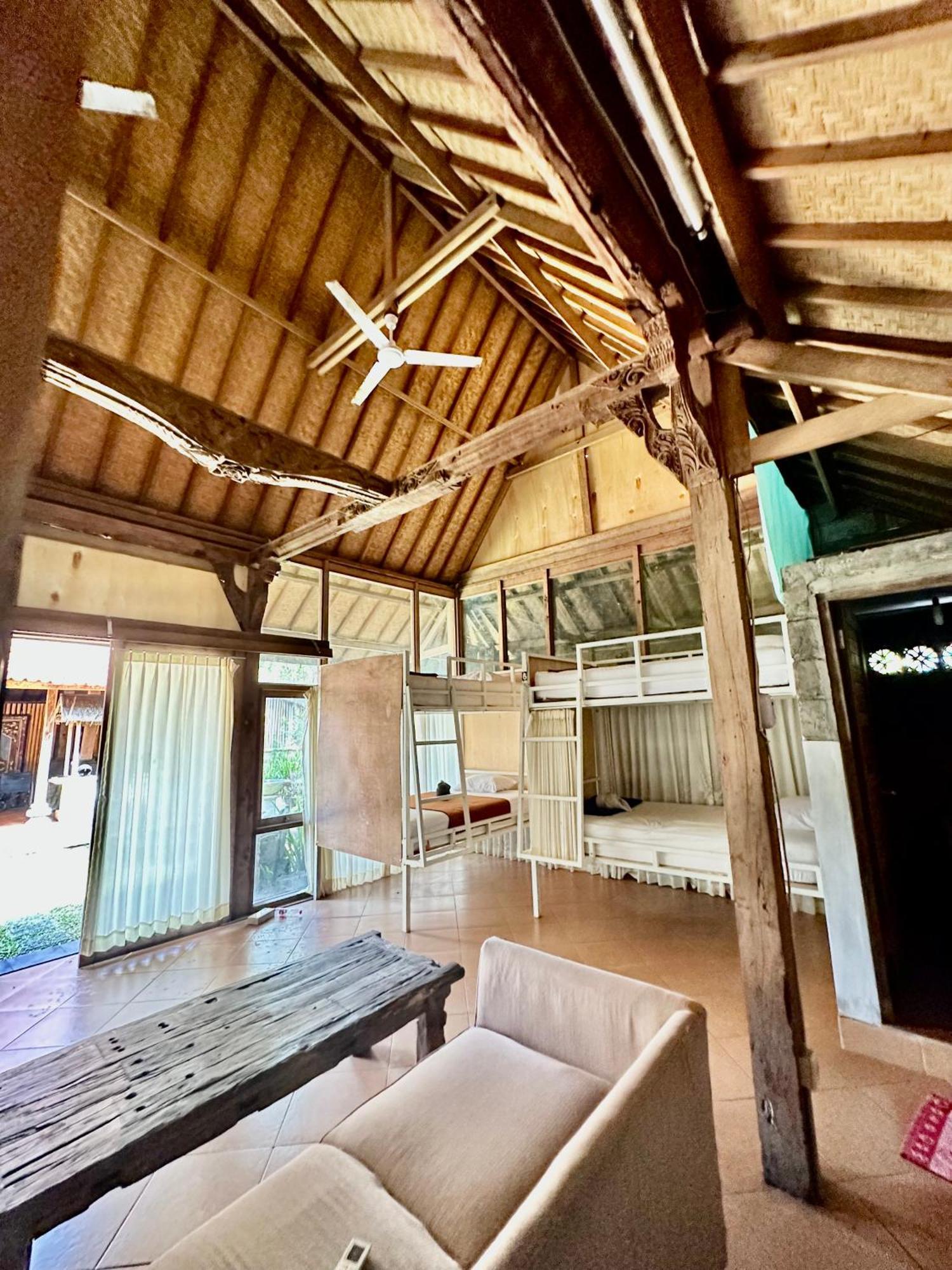 Bali Telaga Hati Yoga Healing And Retreat Center Hostel サヌール エクステリア 写真